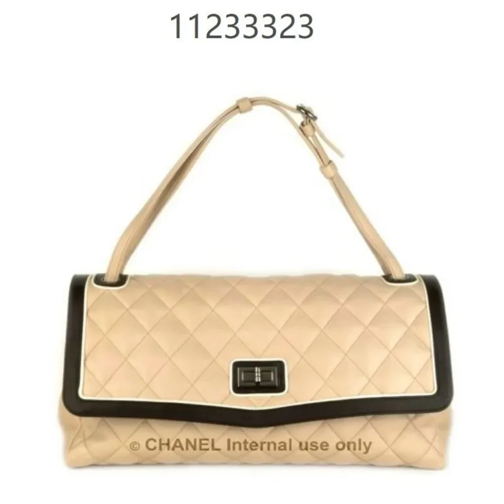 Chanel Women Pre-Loved Bag Very Good Condition